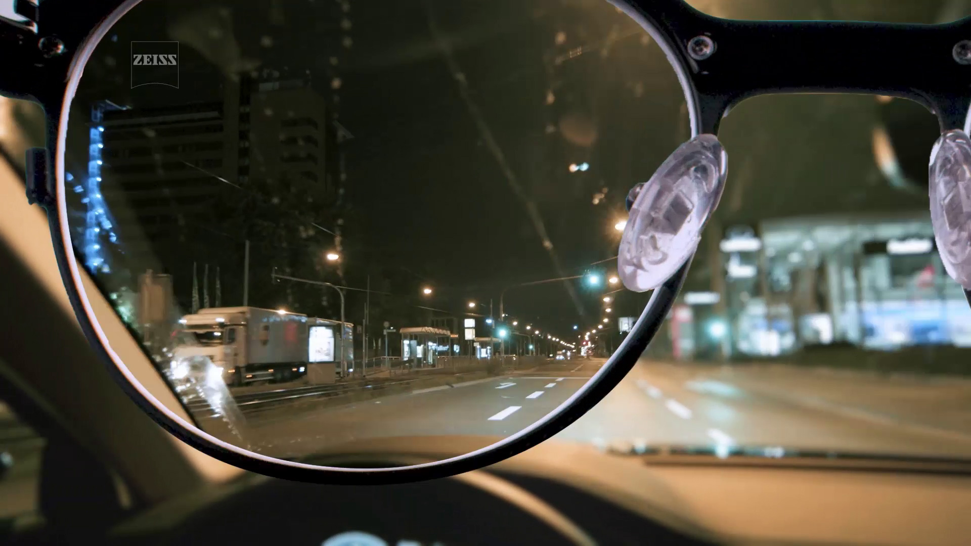 Developing spectacle lenses for driving