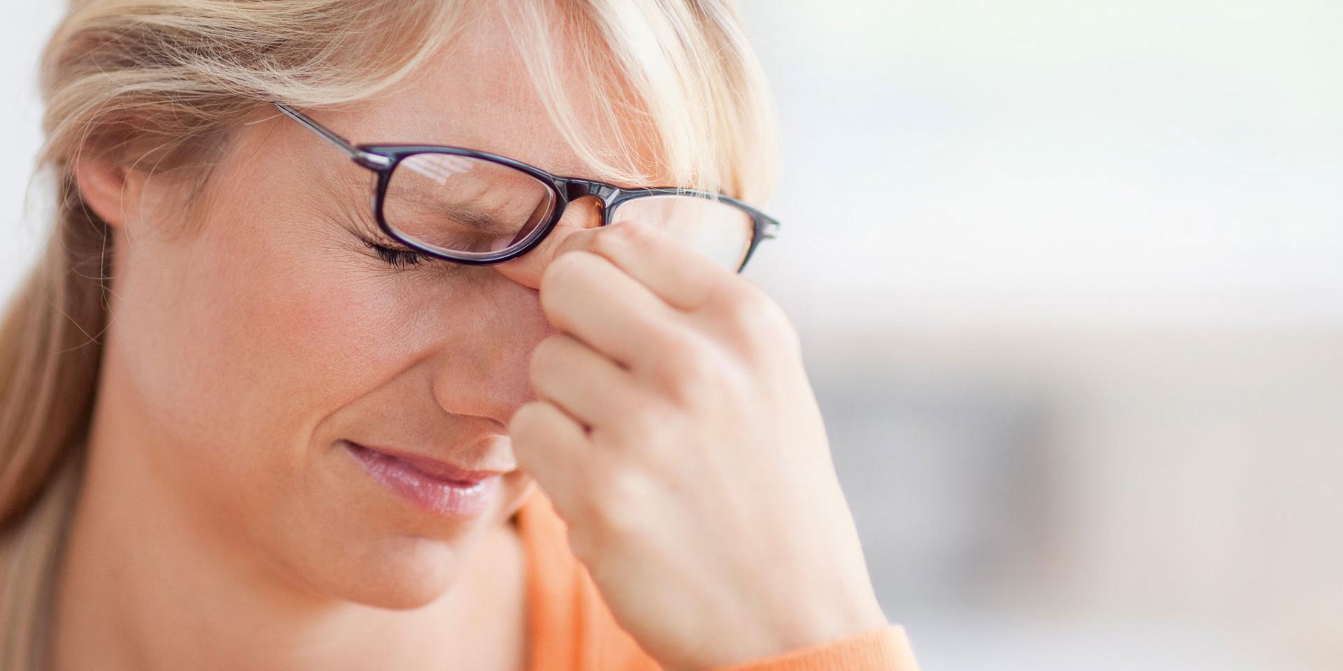 Can the wrong pair of glasses or bad light damage your eyes?