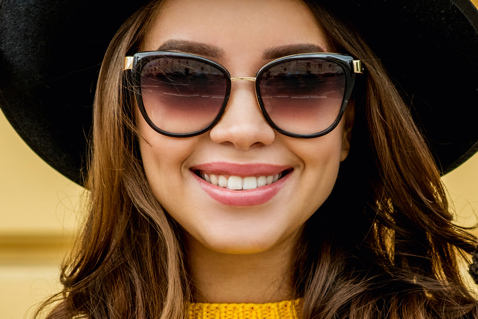 Les lunettes de soleil tout ce qu il faut savoir sur la protection UV les verres solaires teintes miroites polarises et autres