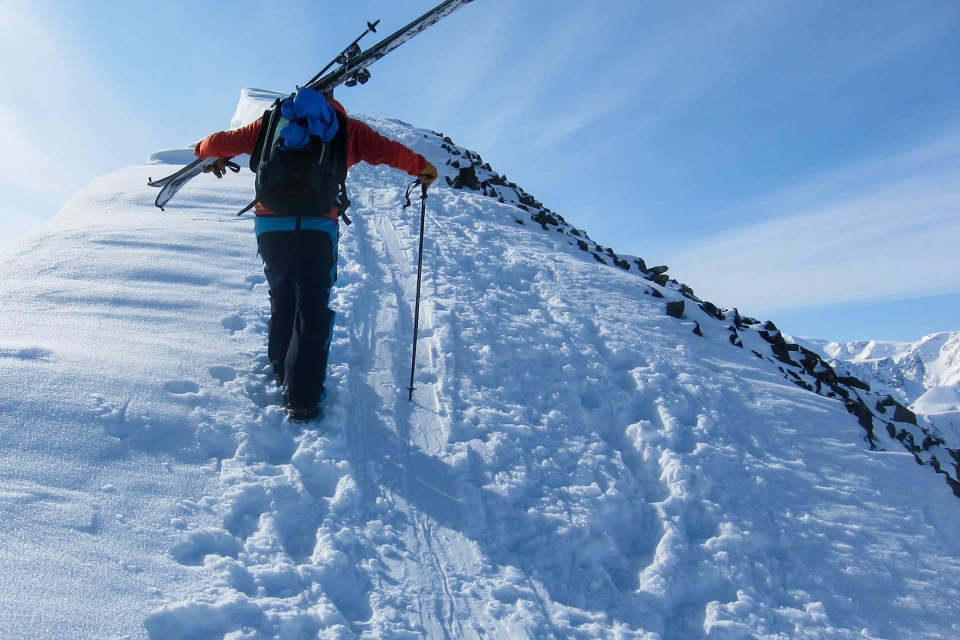 Why Sunglasses Are So Important in Winter