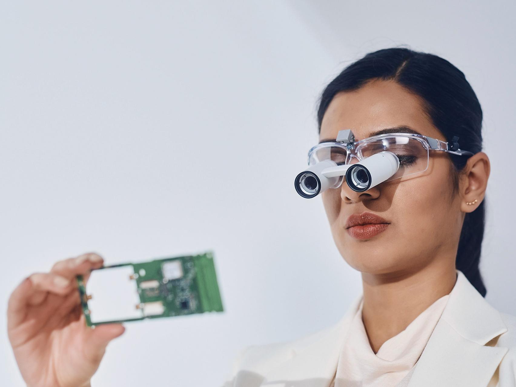 Telescopic glasses